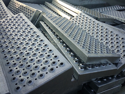 魚眼(圓孔)防滑板 魚眼(圓孔)防滑板